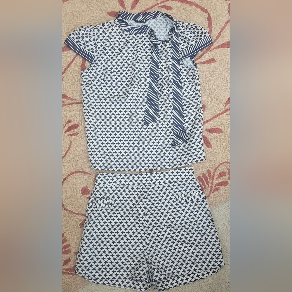 Chicindy Geometry Print Ribbon Top & Pocket Design Shorts Set. Medium - Picture 4 of 9